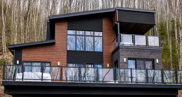 Fenêtre et clôture terrasse maison aluminium Repentigny