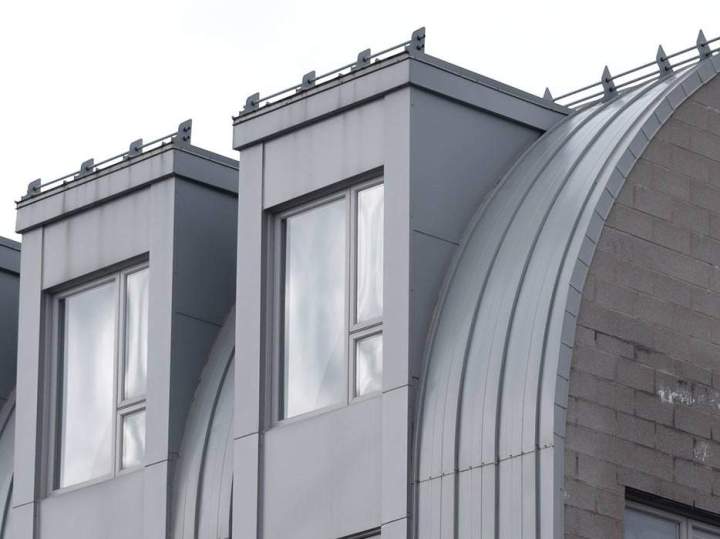 Revêtement métallique toit bâtiment Repentigny